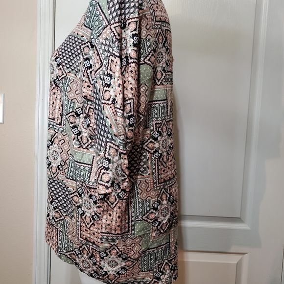 Bobbie Brooks Top Blouse - Picture 4 of 9